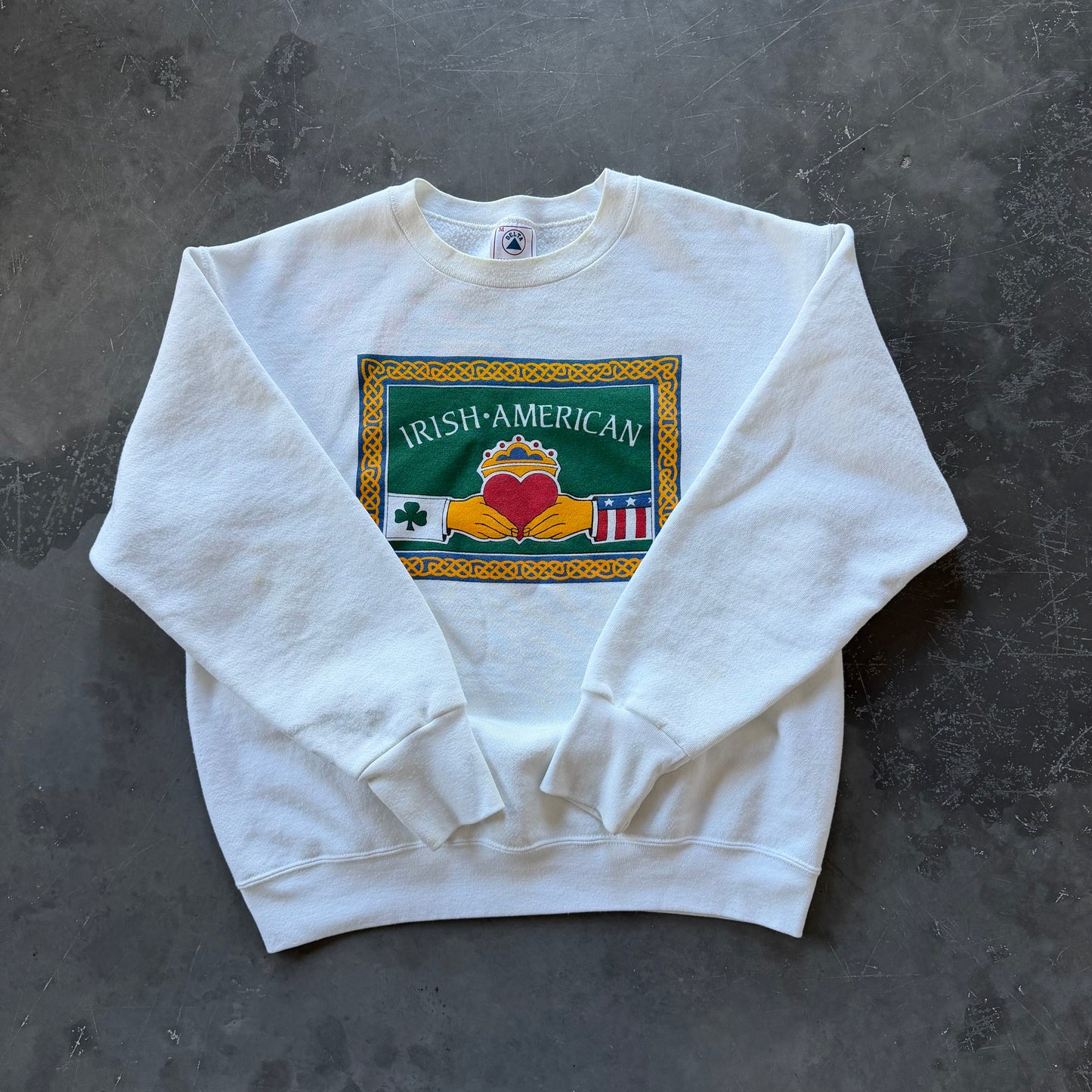 90's Irish American Sweatshirt Size S/M