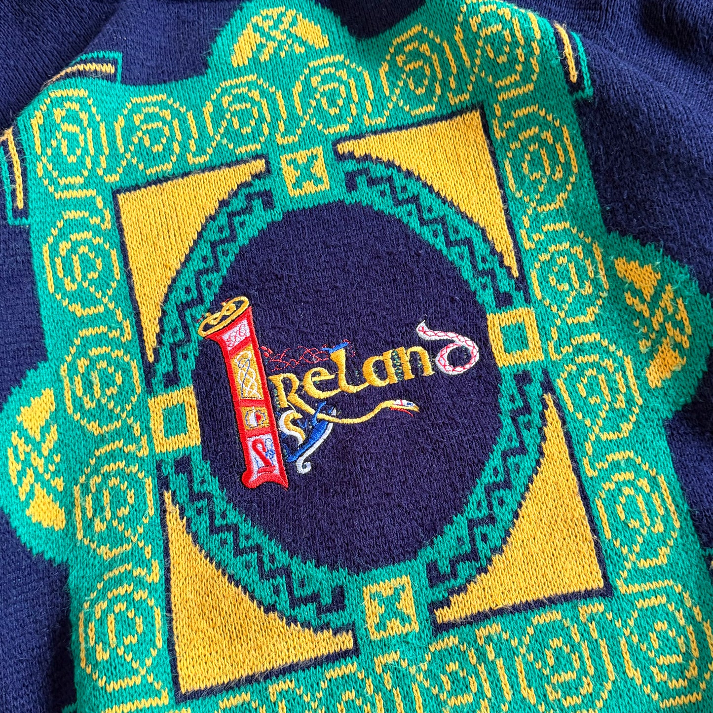 90's Vintage Ireland Sweater Size Medium