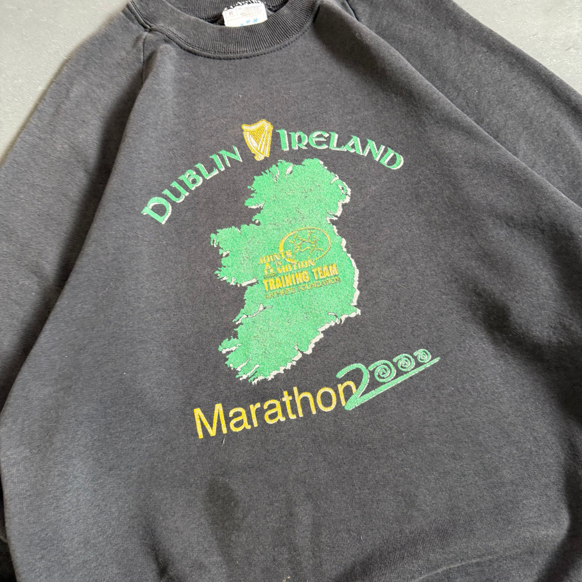 Rare 2000 Dublin Marathon Sweatshirt Size M