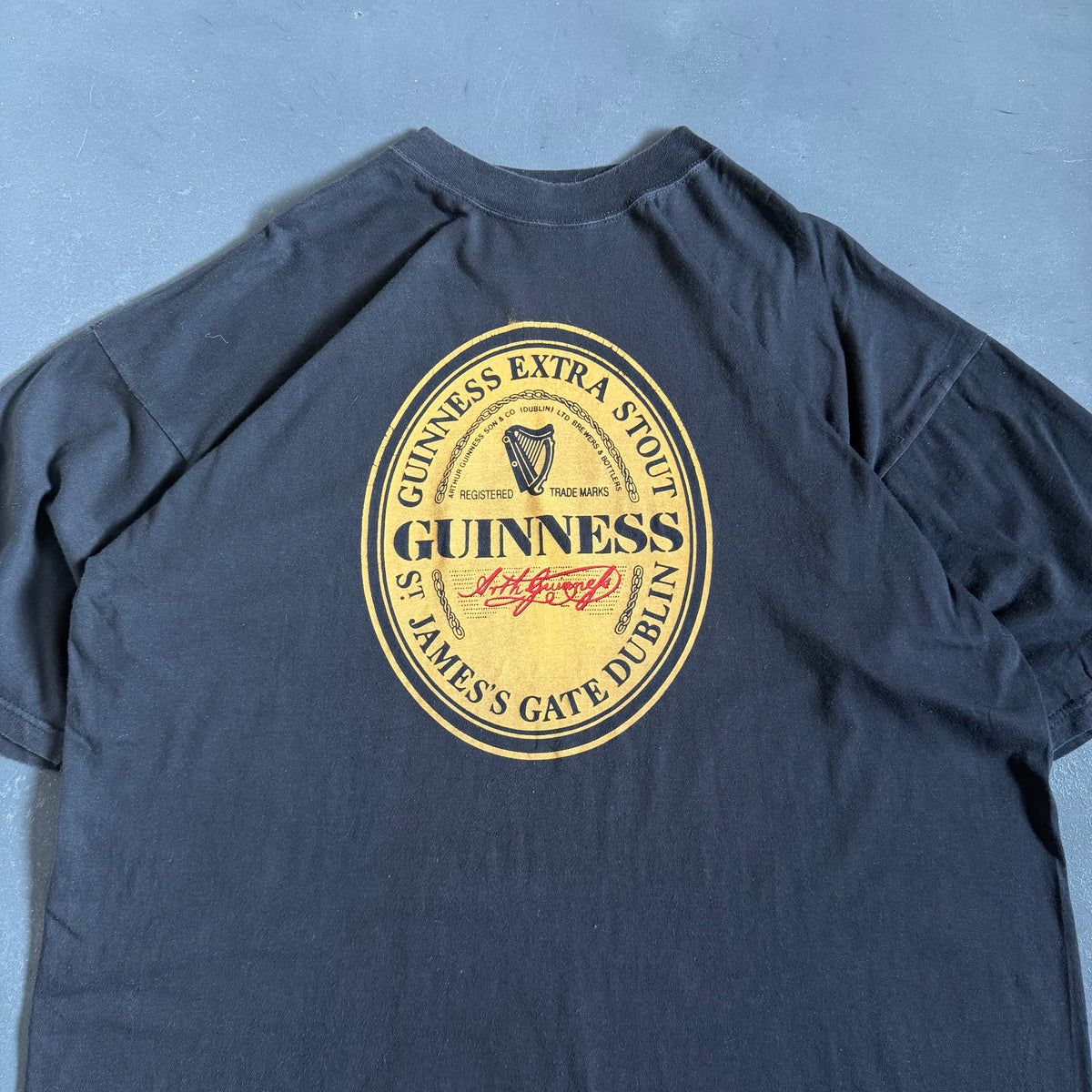 90's Vintage Guinness Tee Size Large