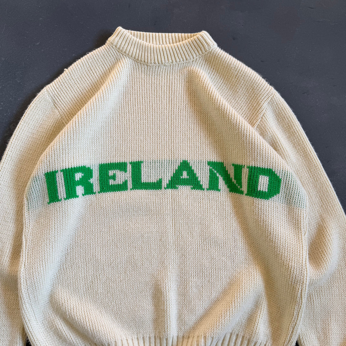 90’s Vintage Ireland Sweater Size L