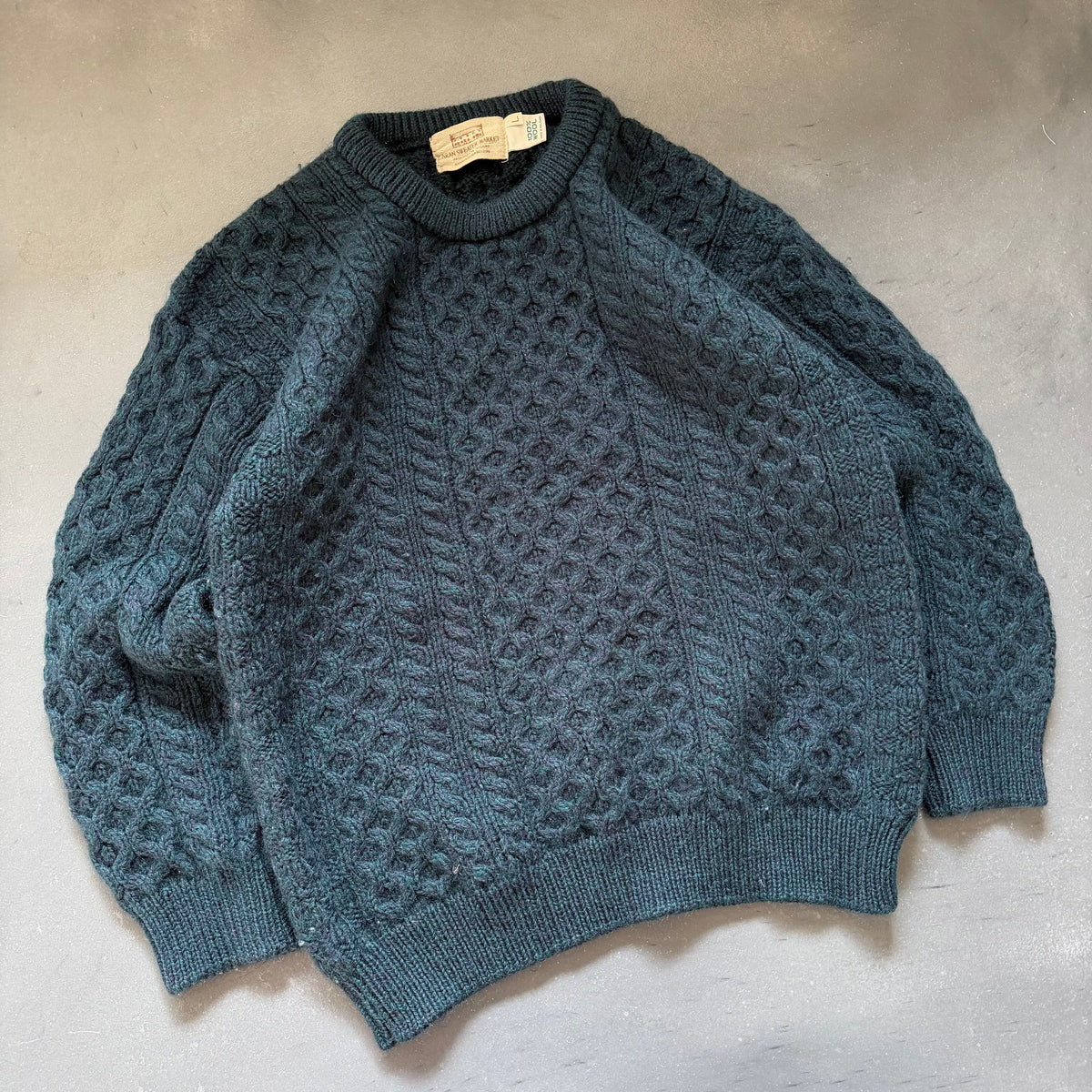 Vintage Irish Aran Knit Geansaí Size L