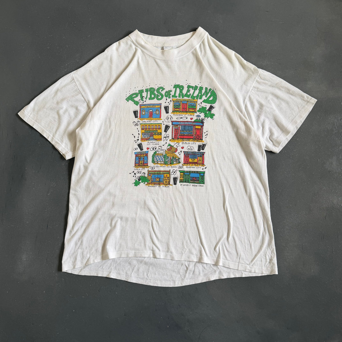 90’s Vintage Pubs of Ireland Tee Size XL