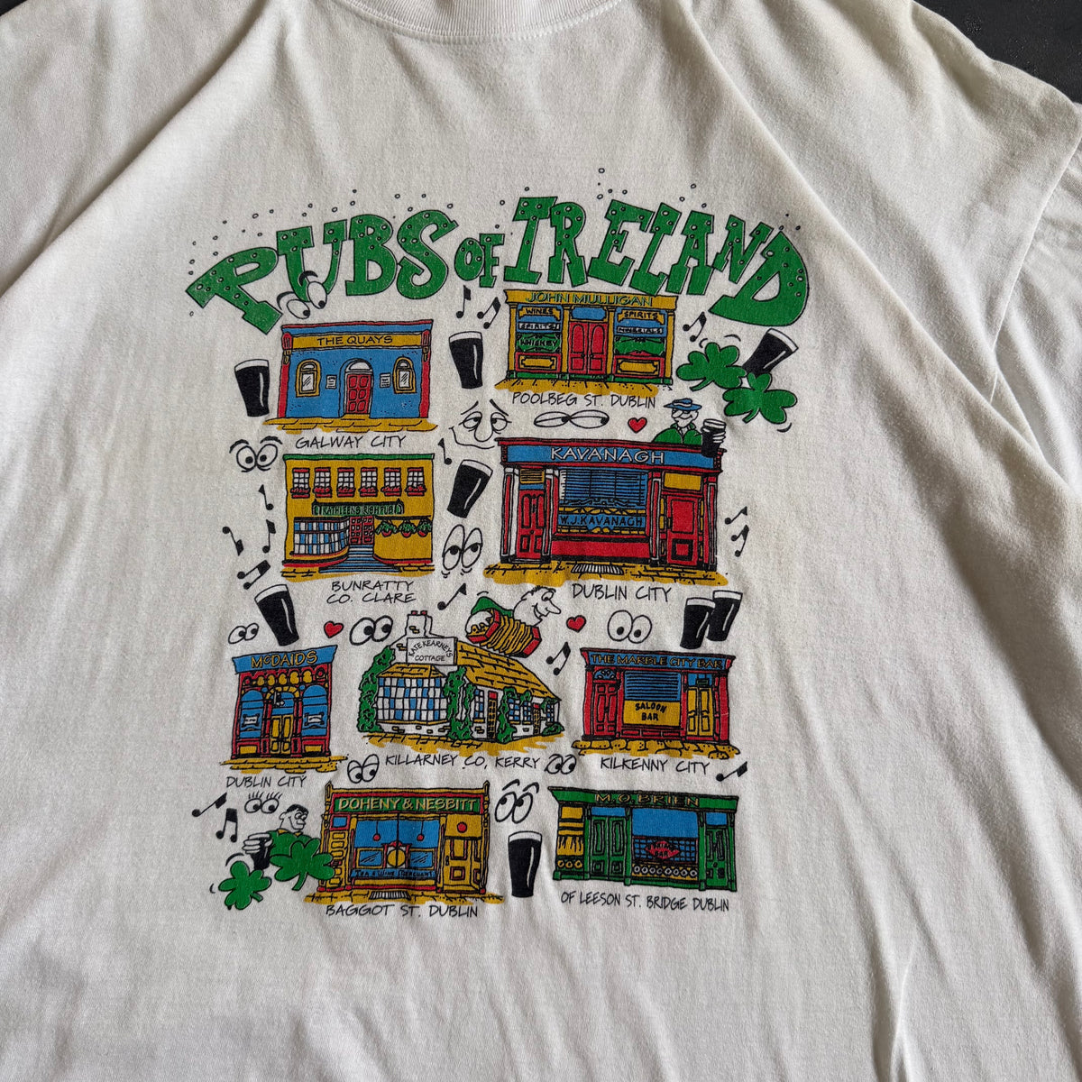 90’s Vintage Pubs of Ireland Tee Size XL