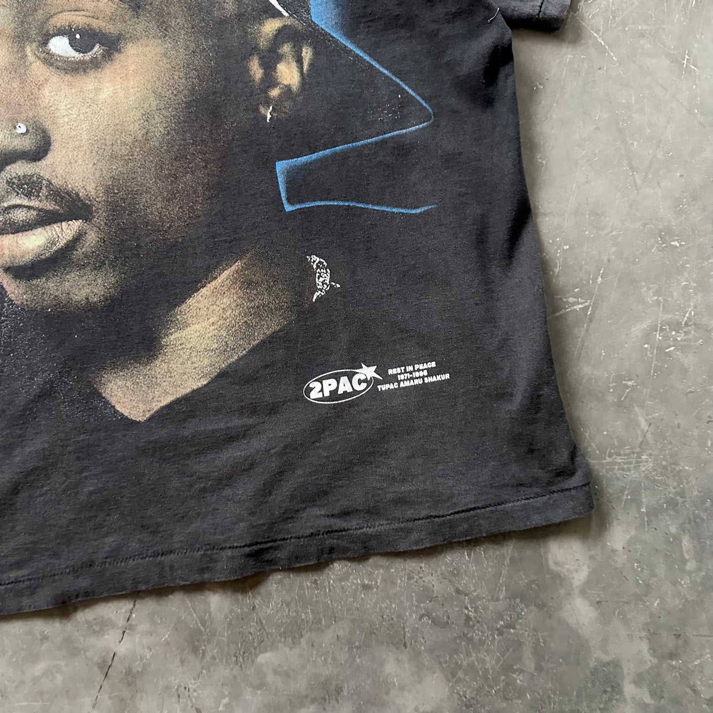 Vintage Bootleg Tupac Tee Size L