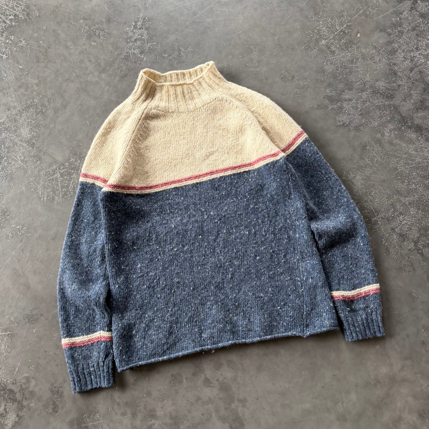 Vintage Irish Woollen Geansaí Size Small