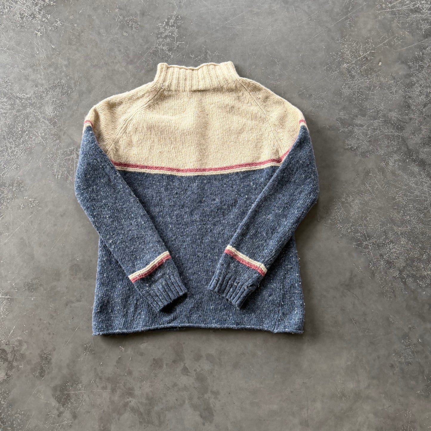 Vintage Irish Woollen Geansaí Size Small