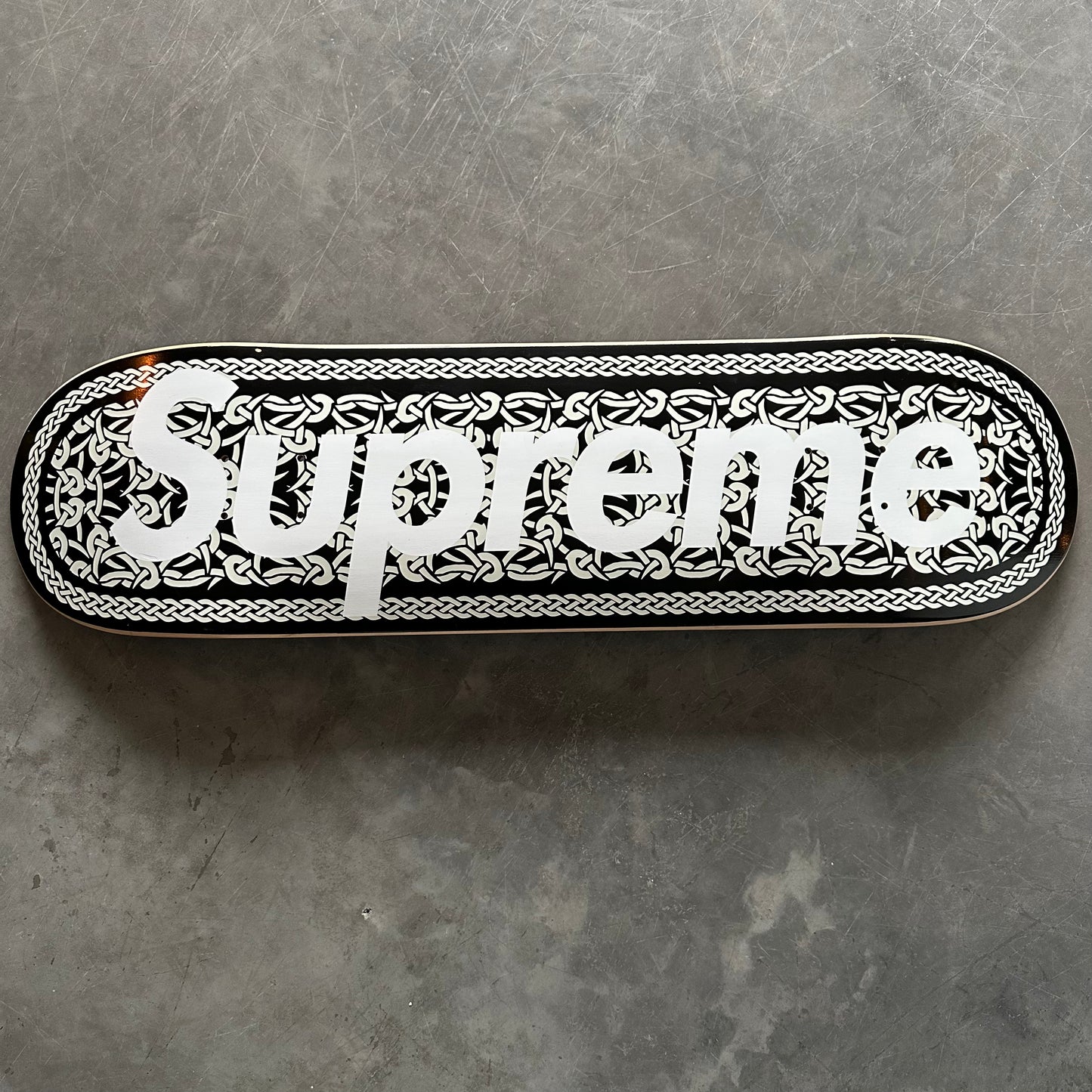 Supreme FW21 Celtic Knot Deck