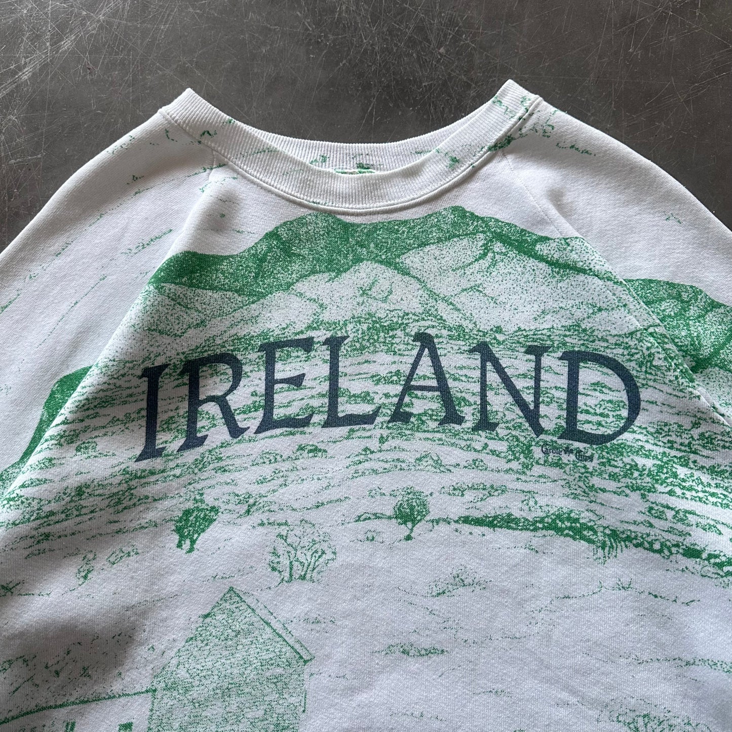 90's Rare Ireland Sweatshirt Size Large