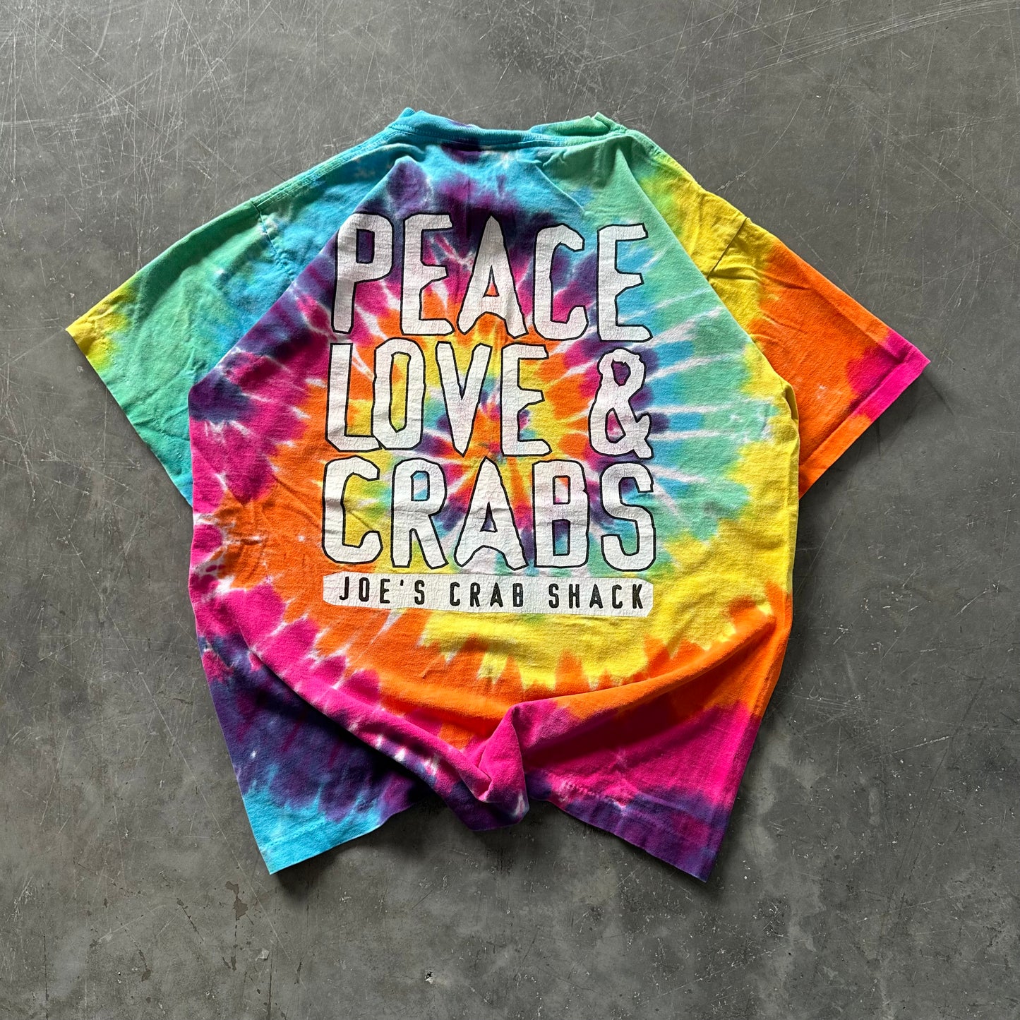 90's Peace Love & Crabs Tee Size S