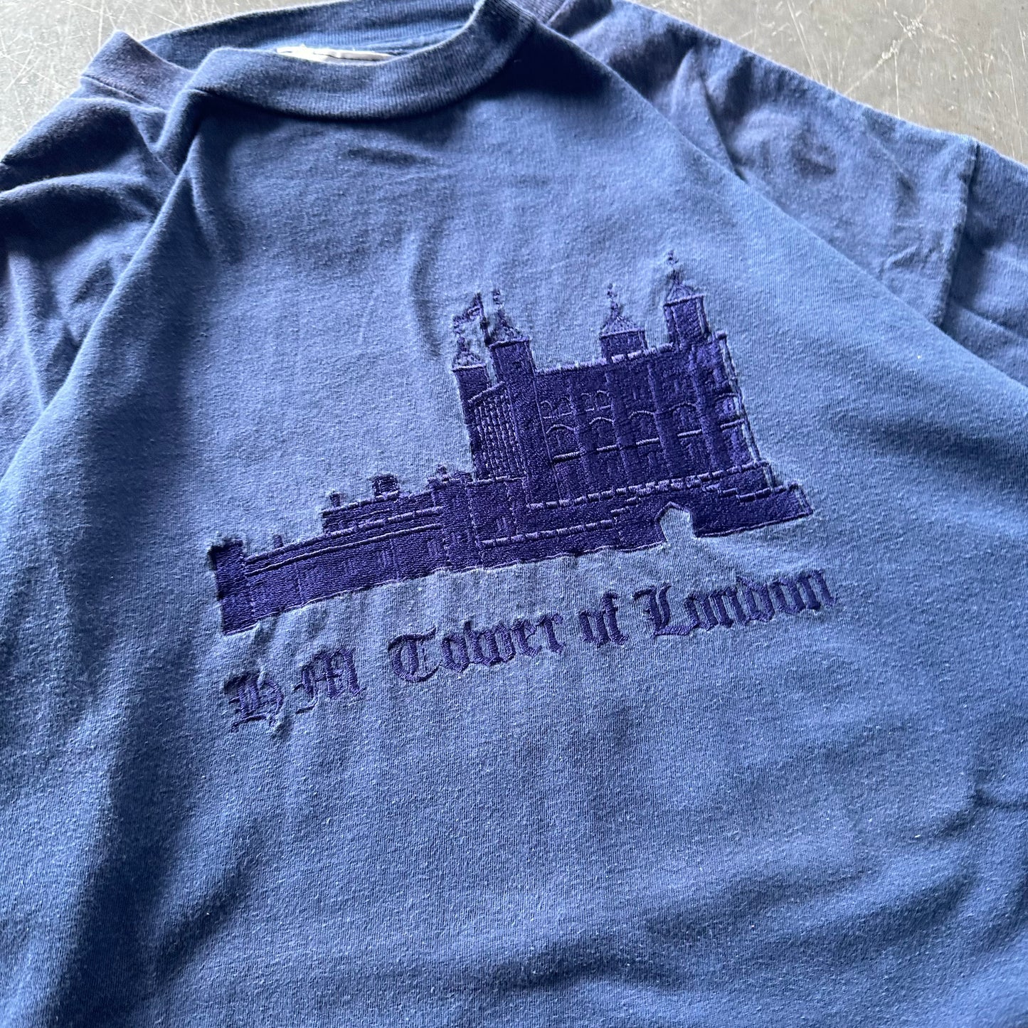 Vintage Tower of London Tee Size S