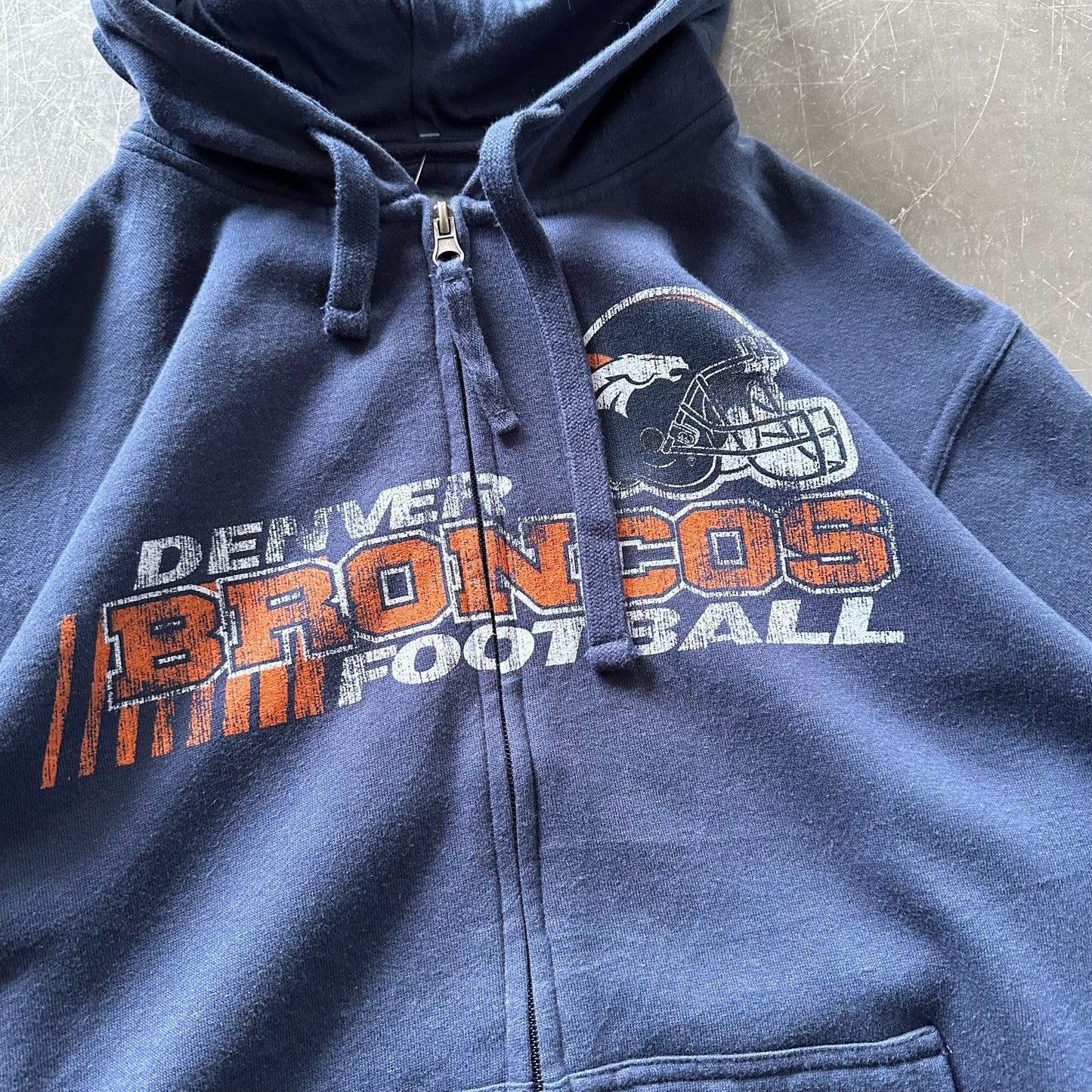 Vintage Broncos Zip-Up Size S/M